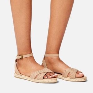 JustFab Flat Sandal CiCi light taupe